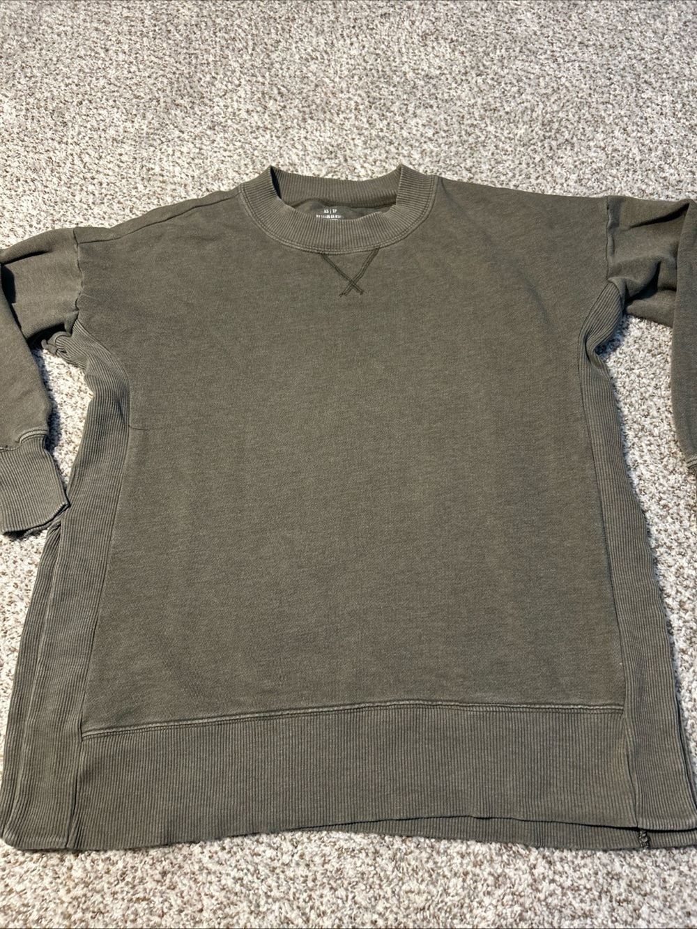 aerie Olive Green Crewneck Sweatshirt NWOT